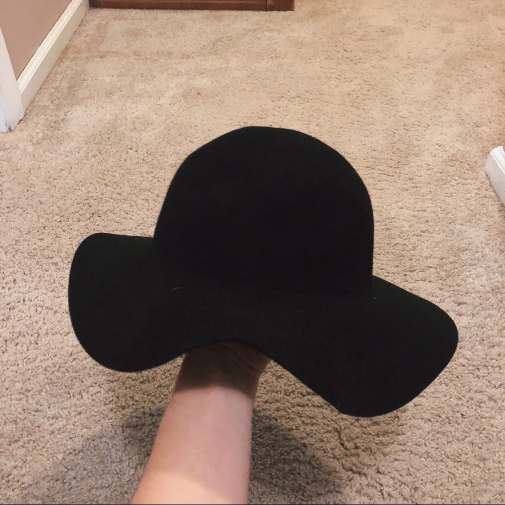 H&M floppy felt hat